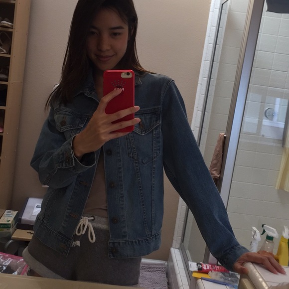 Uniqlo Relaxed Fit Denim Jacket - Picture 8 of 8